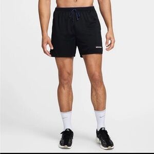 Mens  Nike Track Club Dri-FIT 5” Brief-Lined Running Shorts FZ7397-010